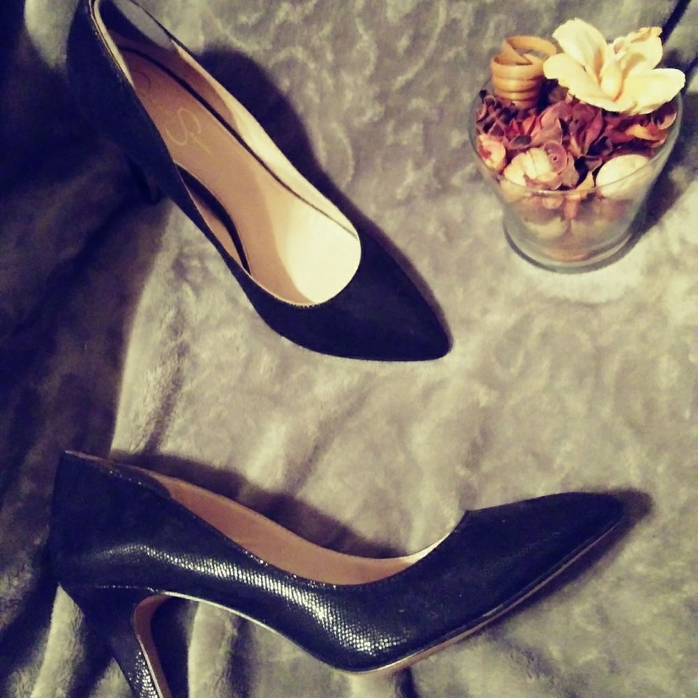 Sexy black heels